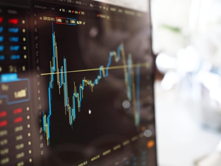 Beyond Bitcoin: How Altcoins Are Changing Crypto