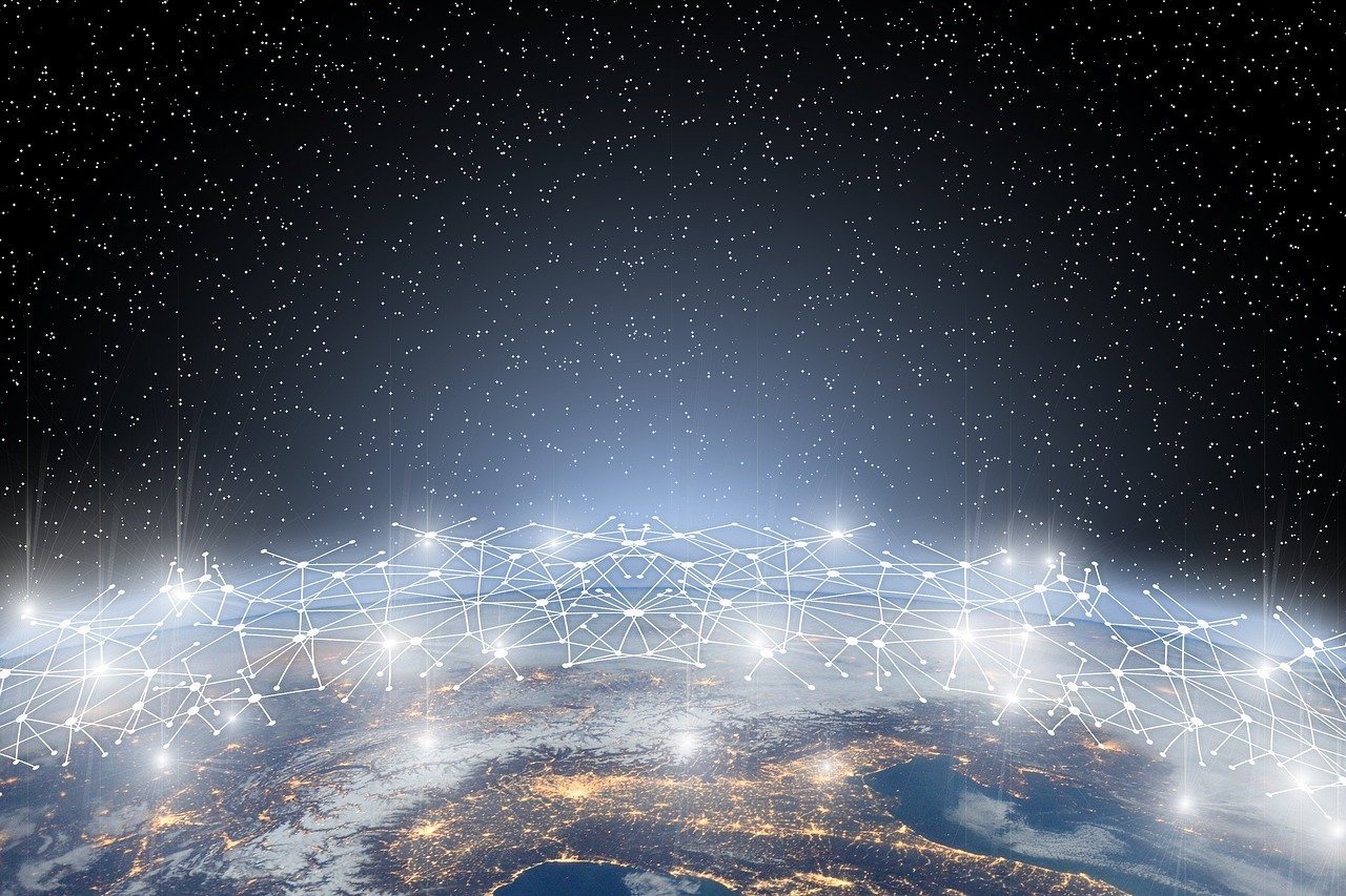 Decentralized finance protocols connected to real-world data via blockchain oracles